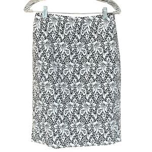 Nine West Pencil Skirt Lined Black White Floral Pattern Size 6